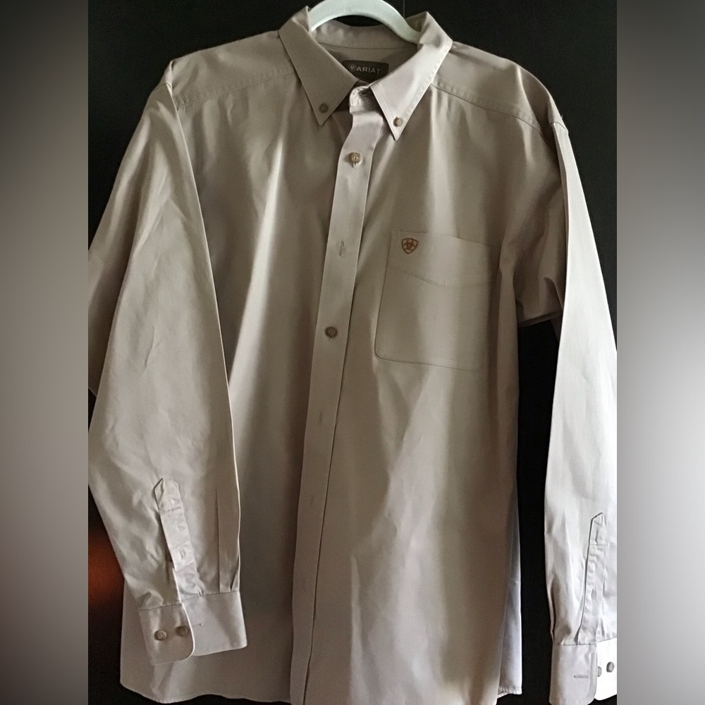 Ariat Men's Long-Sleeve Button-Down Shirt in Light Tan